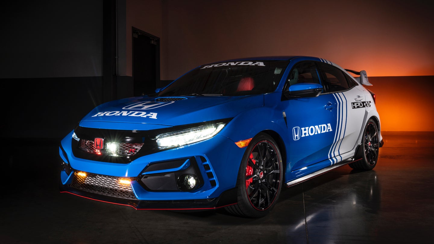 The Honda Civic Type R Looks Extremely Ready for Pace Car Duties