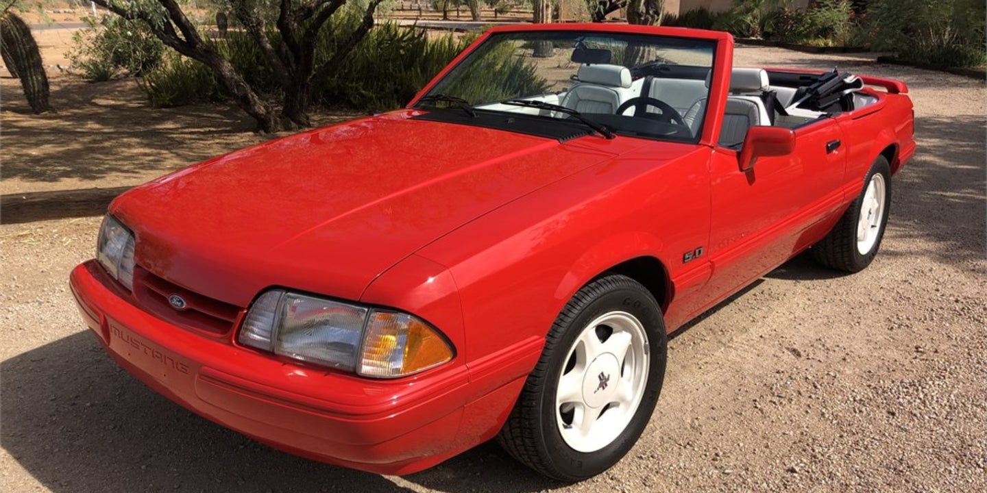 Surely Someone Needs a 3,000-Mile 1992 Ford Mustang 5.0 Convertible With a Manual