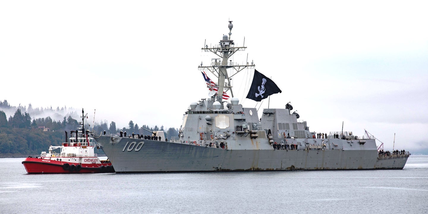 Here&#8217;s Why The Destroyer USS Kidd Was Flying A Huge Pirate Flag As It Pulled Into Port