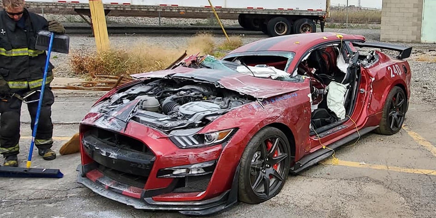 2020 Ford Mustang Shelby GT500 Gets Chopped Up in Firefighters’ Training Exercise