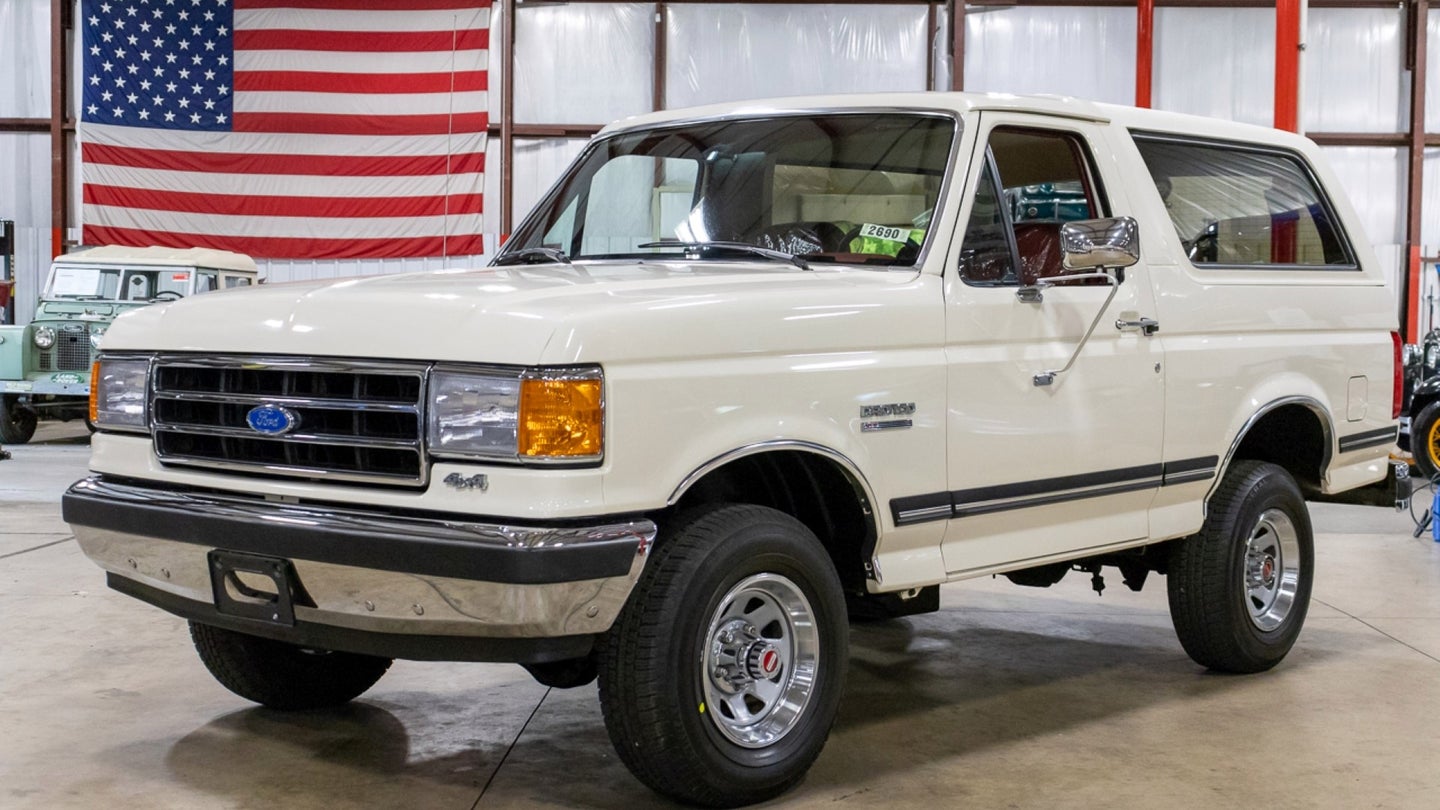 A 1991 Ford Bronco With 29 Miles Just Sold for $90,000