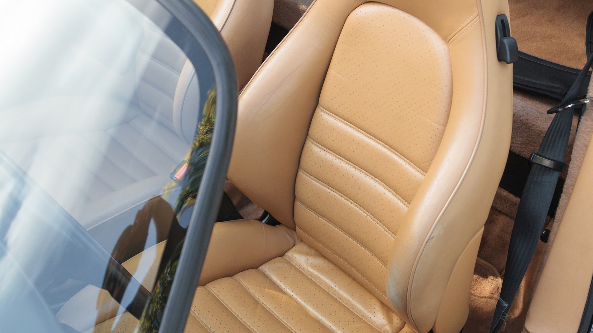 Leatherette Vs Leather What Are The, What Is Leatherette Upholstery