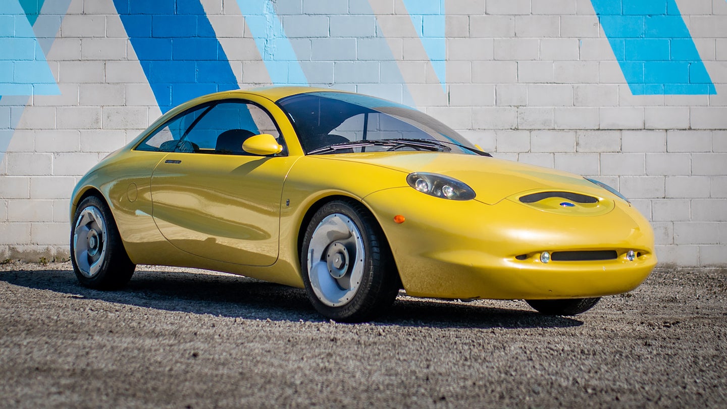 Want a Challenge? Buy Ford’s 1996 Vivace Concept, Which Has No Doors