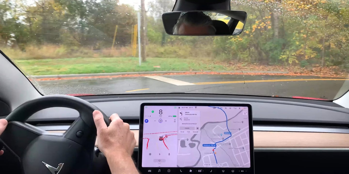 Tesla Owner Videos Show ‘Full Self-Driving’ Beta Has a Long Way to Go