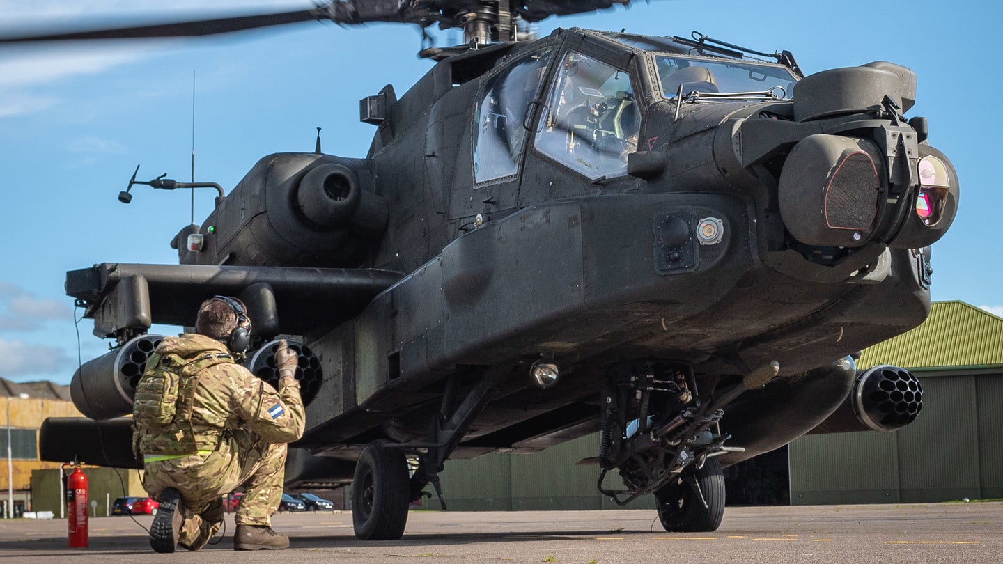 British Army Apache Gunship&#8217;s 30mm Cannon Accidentally Fires During Maintenance
