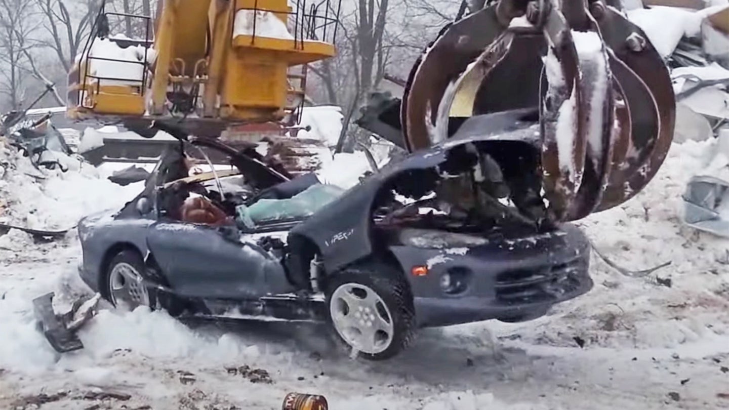 Remember When Fiat Chrysler Hunted Down and Destroyed 93 Original Dodge Vipers?