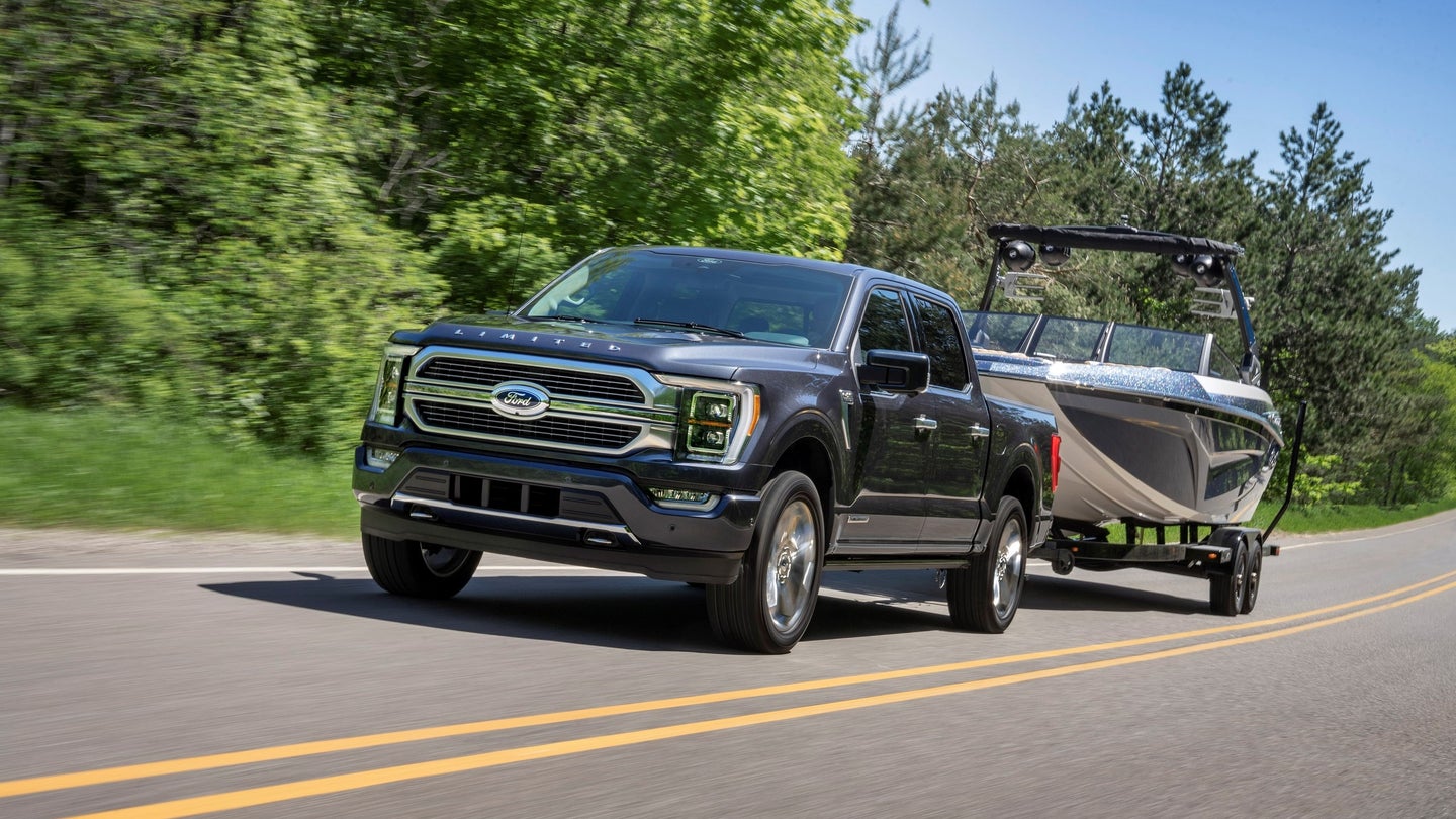 2021 Ford F-150 PowerBoost Hybrid Hits 25 MPG Combined, Beating All Non-Diesel Full-Size Trucks