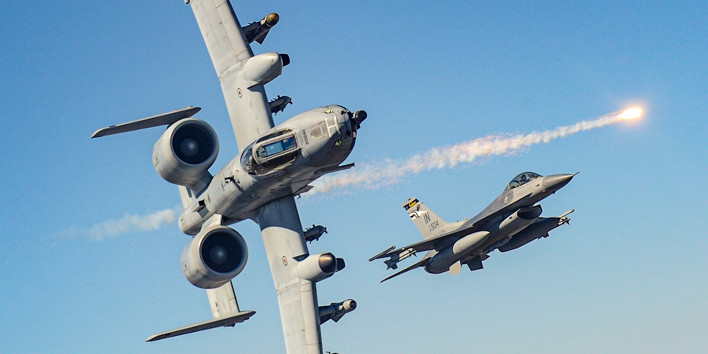 Fighter Pilots Reveal Why You Don&#8217;t Want To Mess With The A-10 Warthog In A Dogfight