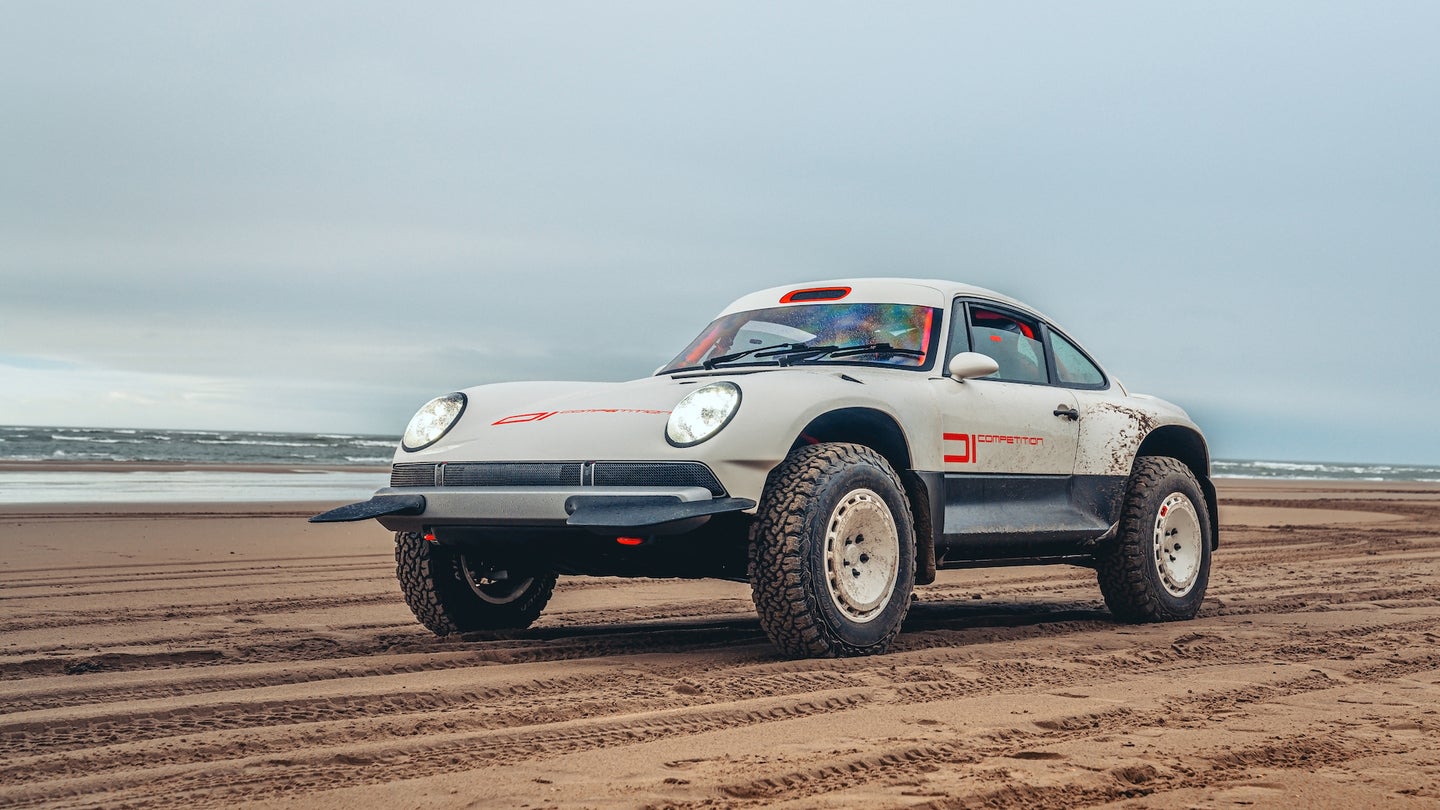 There&#8217;s Video: Watch Singer&#8217;s New ACS Safari 911 Play In Some Gravel