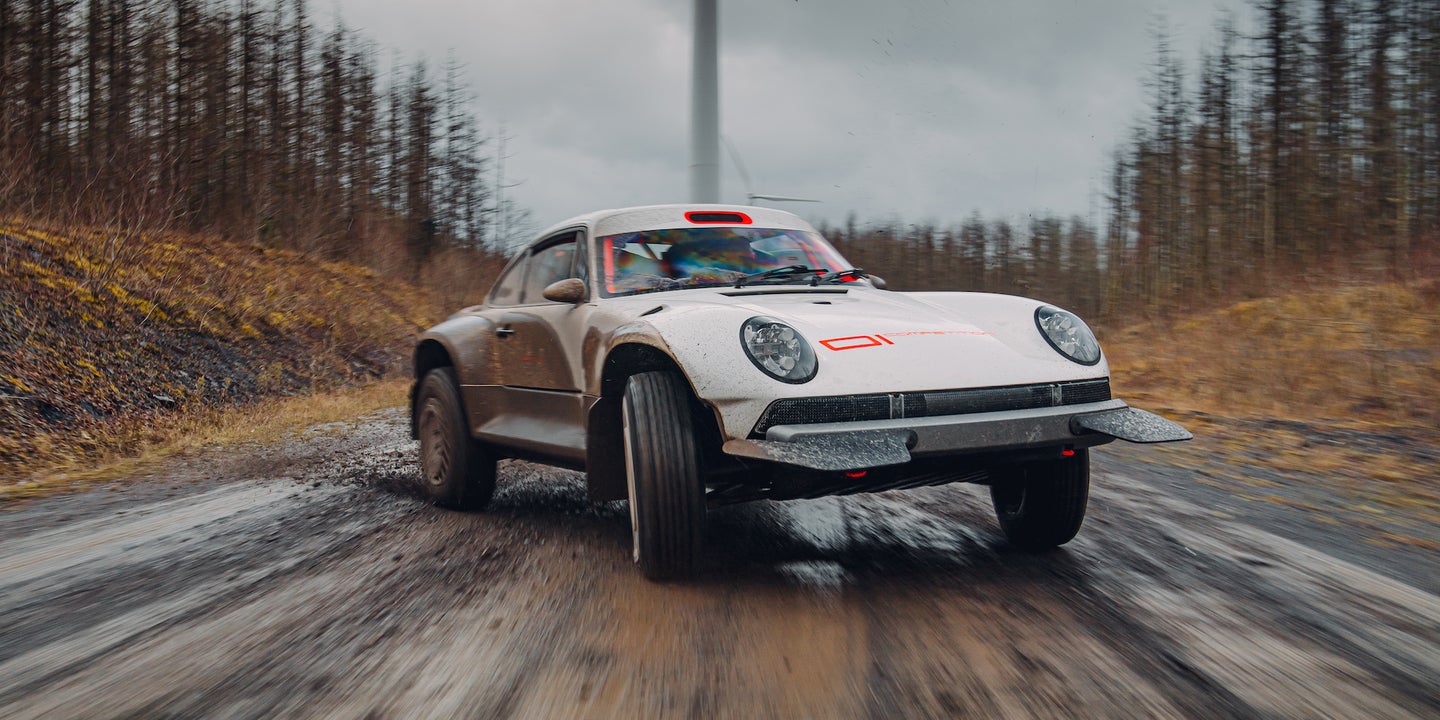 Singer Finally Did a Safari Porsche 911 and It’s as Perfect as You’d Expect