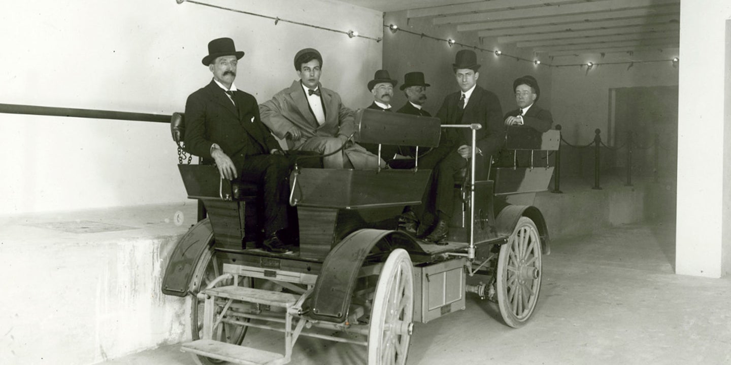 110 Years Ago, Electric Cars Were Already Shuttling Folks Under the US Capitol