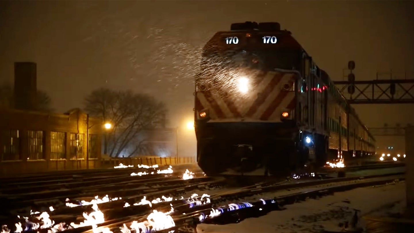 This Chicago Railroad Sets Its Tracks on Fire for Your Safety
