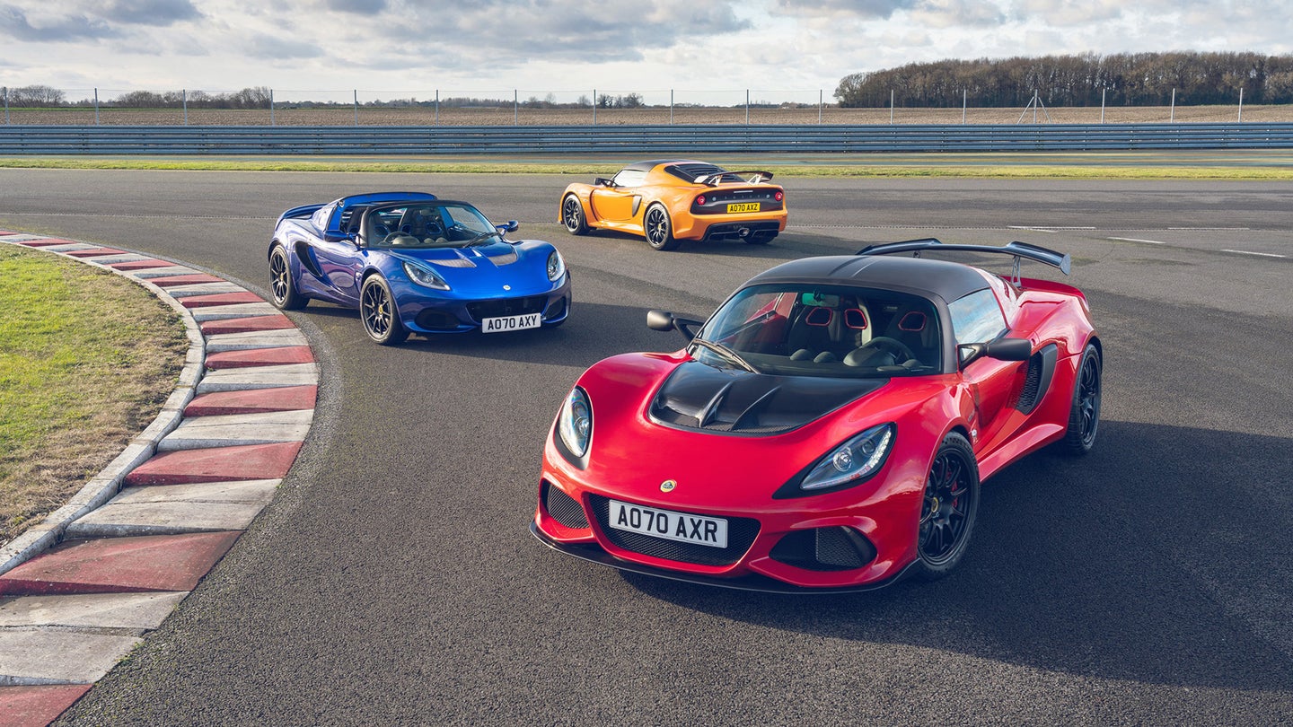 In a Sea of Overweight Cars, the Lotus Elise and Exige Final Editions Are Instant Classics