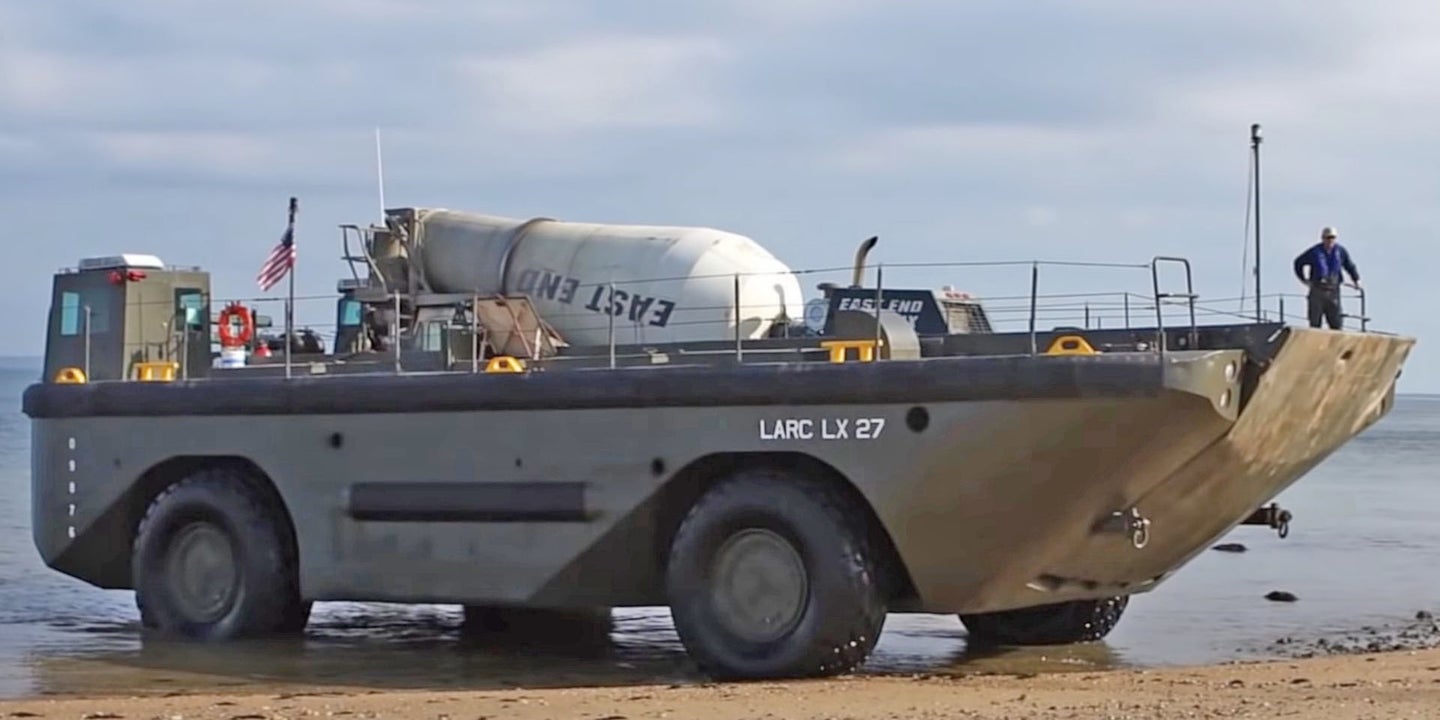 The US Army’s Largest 4×4 Ever: The Gigantic, 1,000-HP LARC-LX Amphibious Vehicle