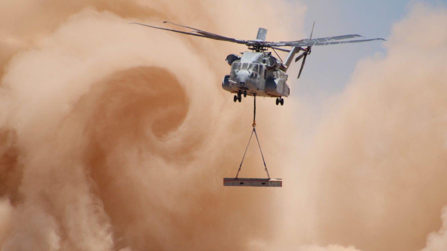 The Marines&#8217; New CH-53K Helicopter Isn&#8217;t Allowed To Spend More Than 70 Seconds In A Dust Cloud
