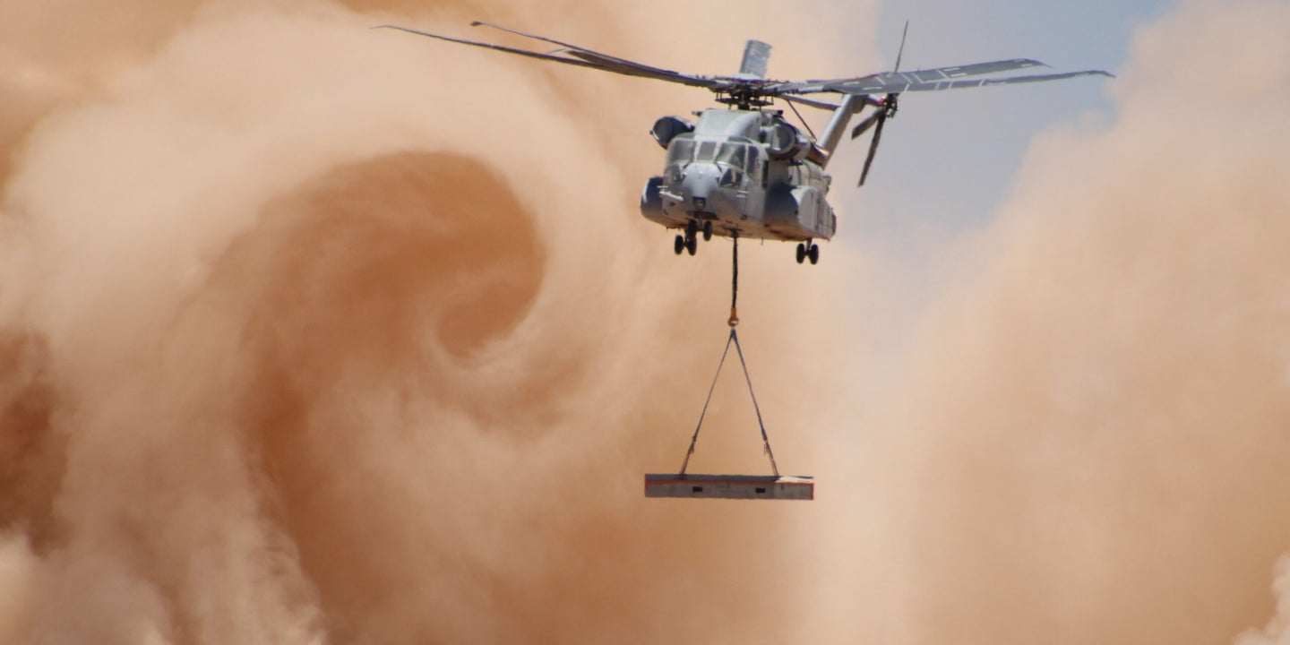 The Marines’ New CH-53K Helicopter Isn’t Allowed To Spend More Than 70 Seconds In A Dust Cloud