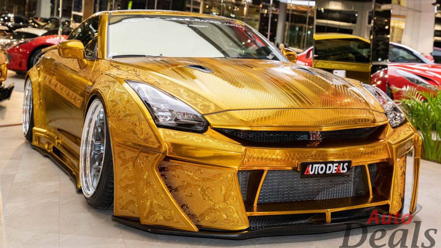 This $435K Gold-Plated and Slammed Nissan GT-R Might Be the Worst Car on Earth