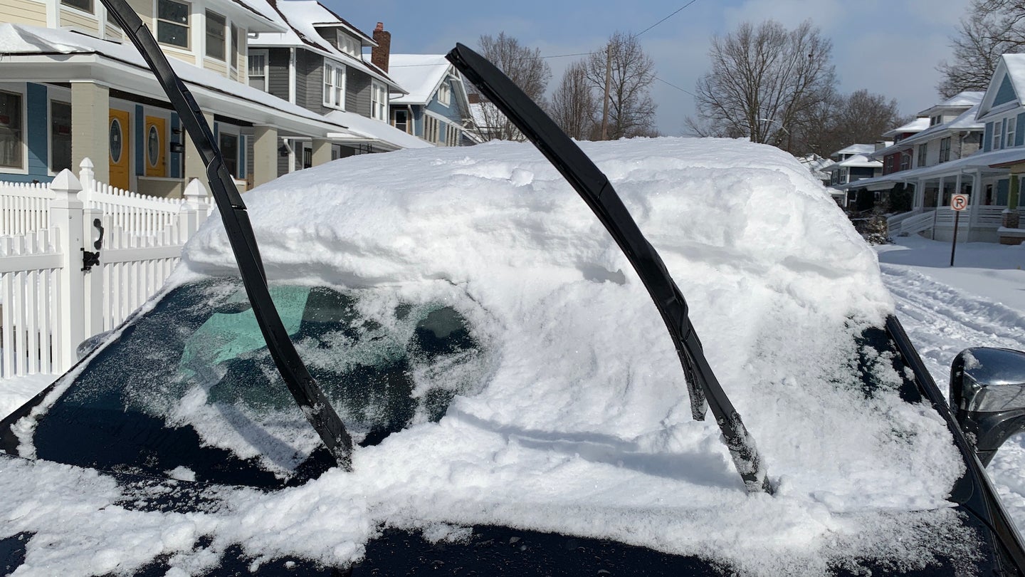 Counterpoint: Leave Your Damn Wipers Up When It’s Snowing