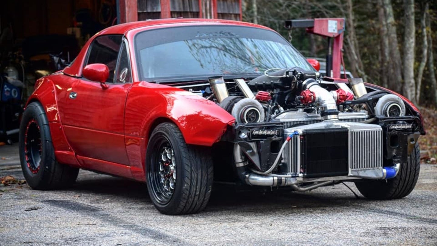 1990 Mazda Miata NA with a Silverado Engine and Twin Turbos Is Drag-Race Ready
