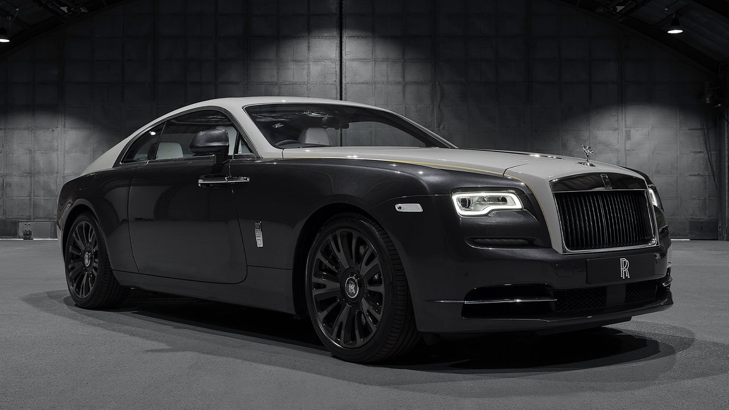 Rolls-Royce’s Extra-Torquey ‘Low Mode’ Unleashes That Mountain of V12 Power