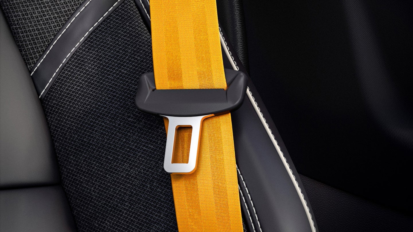 How Are Seat Belts Tested?