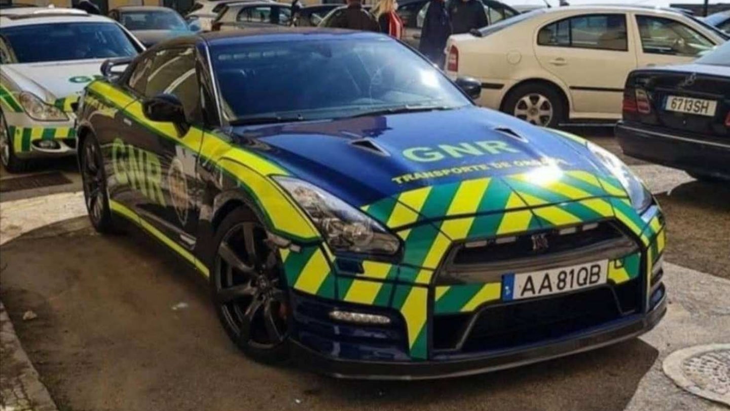 Seized Nissan GT-R Converted Into High-Speed Organ Transporter By Portuguese Police