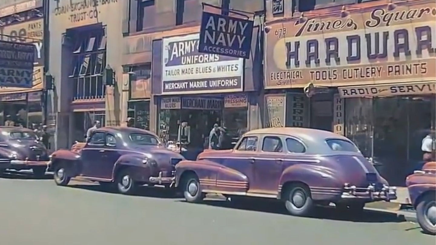 Remastered Video of DeSotos, Fords, and Buicks Shows Chicago Traffic Was More Interesting in the ’30s