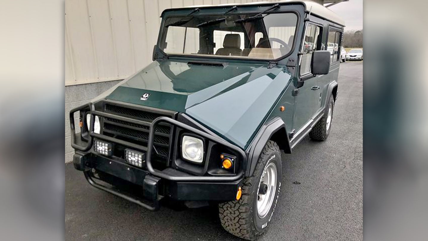 Make Jeep Bros Say ‘Umm’ as You Wheel Past Them in This Obscure 1990 UMM Alter II