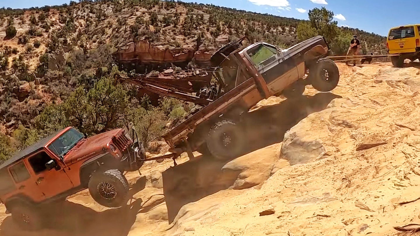 Wild Rescue of a Dead Jeep from the Bottom of a Utah Canyon Must Be Seen to Be Believed