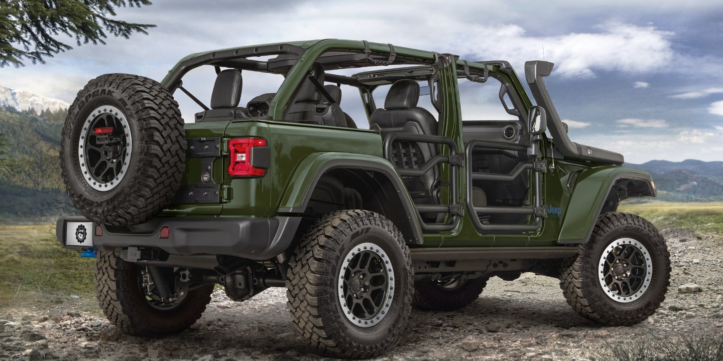 Jeep Rolls Out Factory Lift Kit for Plug-In Hybrid Wrangler 4xe