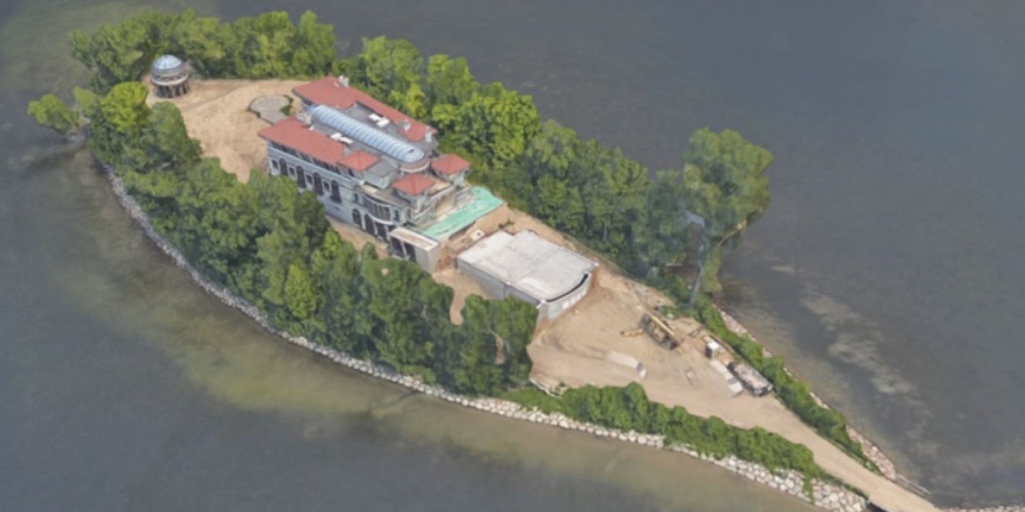 $15M Minnesota Mansion Comes With a Drive-Through Car Wash