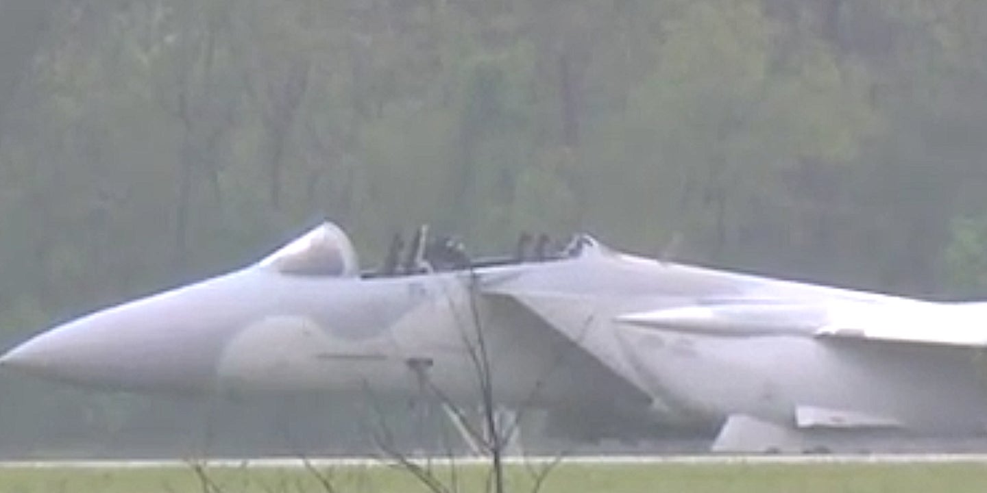Crew Ejects From Qatari F-15QA Fighter While On The Ground At Airport Near St. Louis