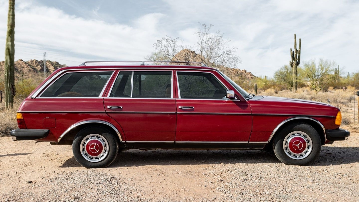 This Fetching 1979 Mercedes-Benz Wagon With 782K Miles Is Nowhere Near Ready To Retire