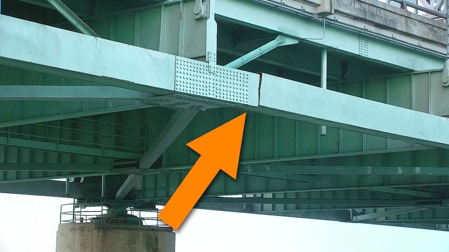 Look at the Terrifying Cracked Beam That Shut Down the Vital I-40 Bridge Indefinitely