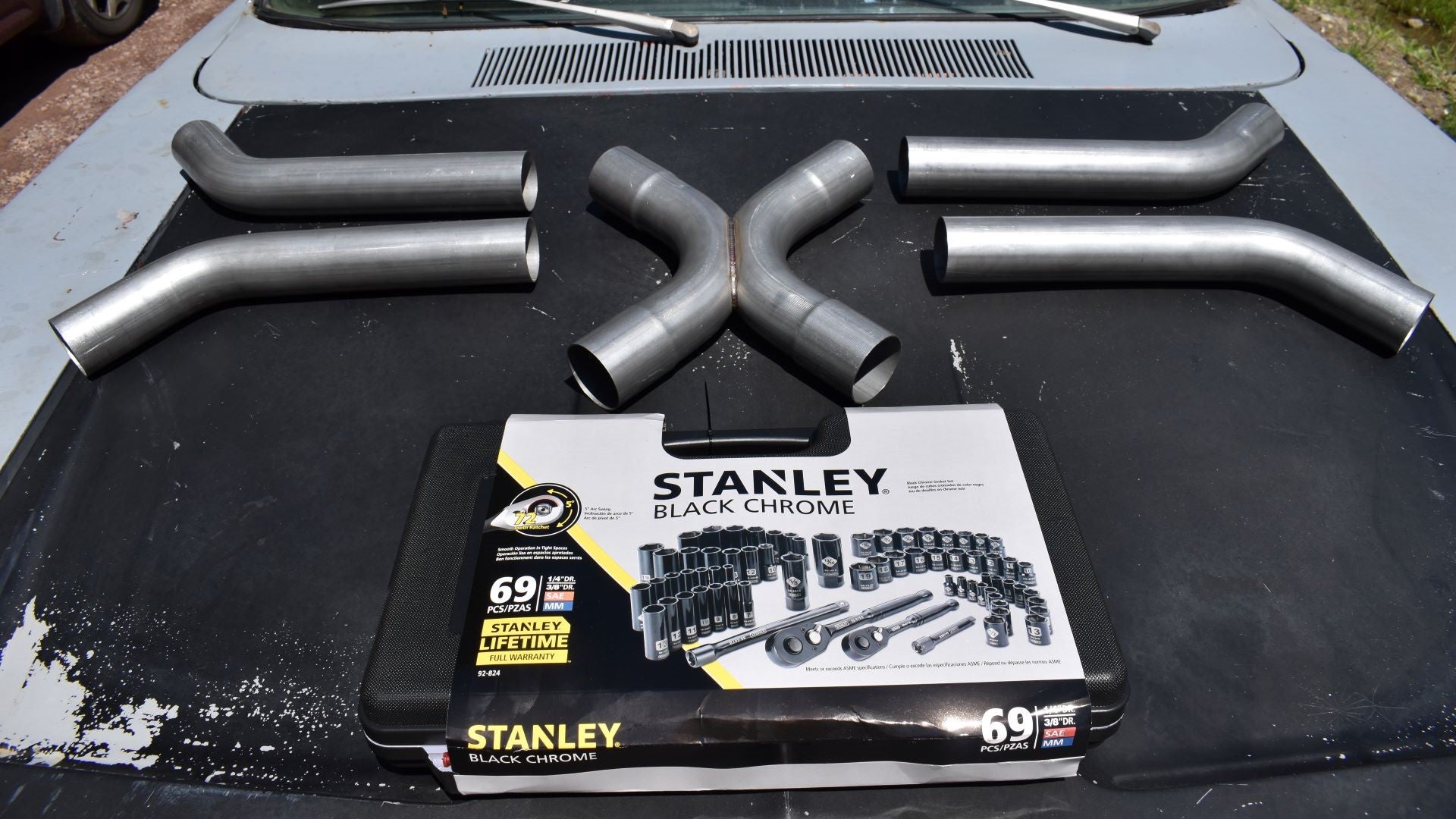 SAE & Metric Stanley 92-824 69-Piece Black Chrome and Laser Etched Socket Set 