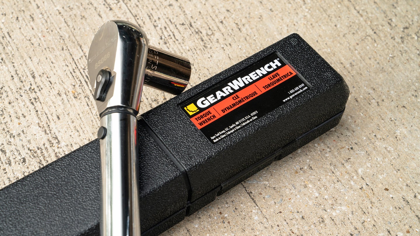 Fix Your Car Like a Professional with GearWrench&#8217;s Torque Wrench