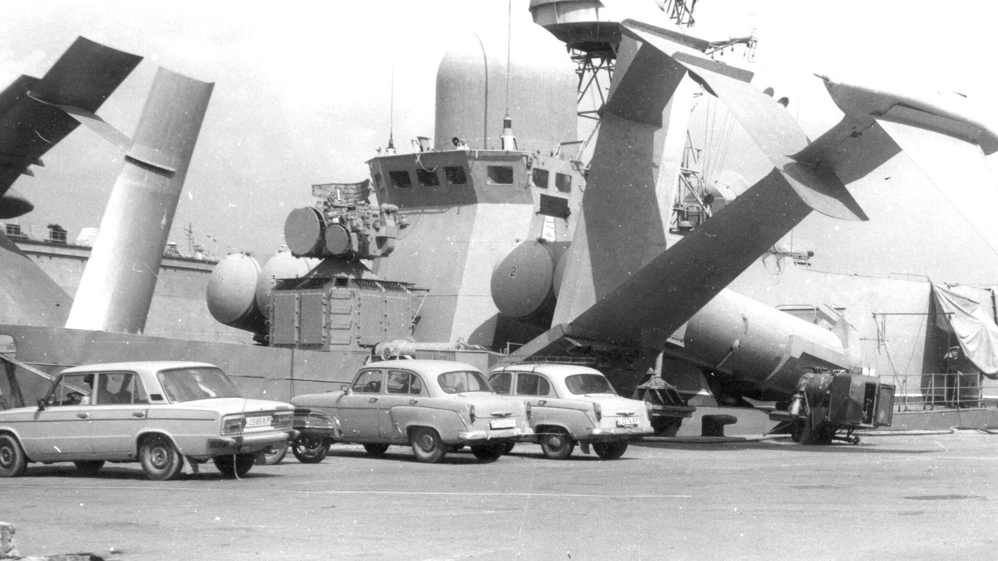 The Soviet-Era Hurricane High-Speed Missile Boat Had Absolutely Gargantuan Hydrofoils