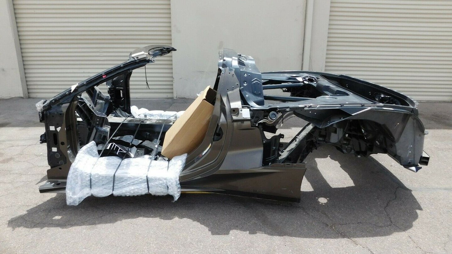 This Wrecked C8 Corvette on eBay Is a Part-Out Bonanza for Project Cars