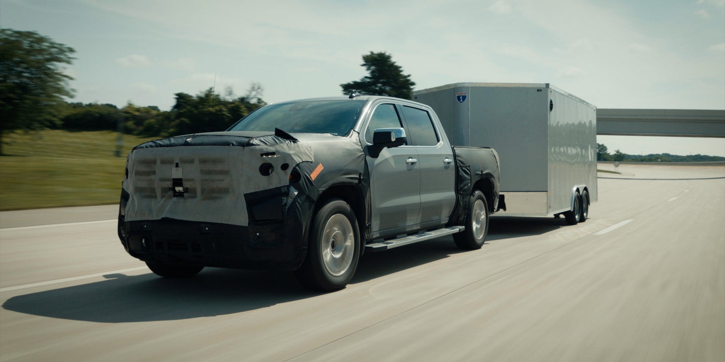 Super Cruise Hands-Free Towing in the 2022 GMC Sierra Is Like Commanding a Freight Train