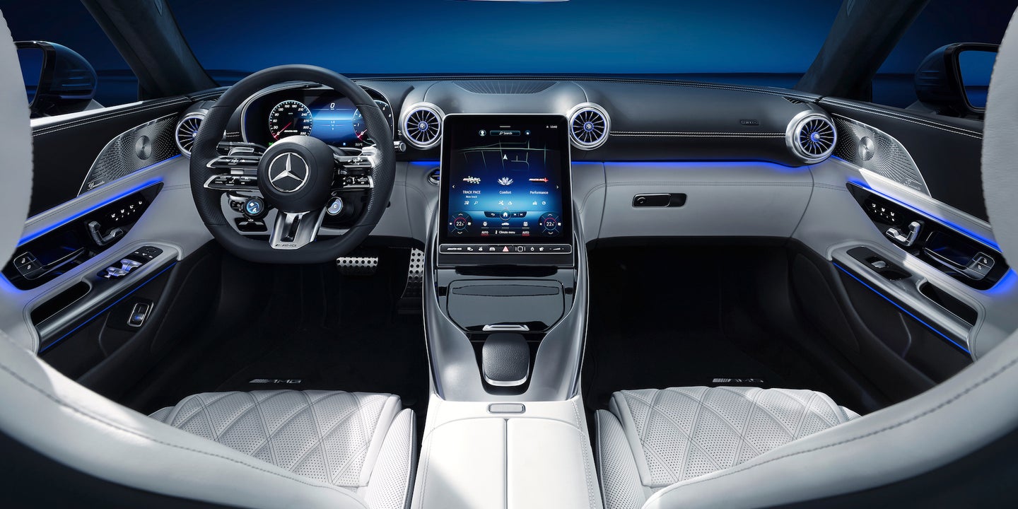 2022 Mercedes-AMG SL Gets a 12-Inch Movable Touchscreen
