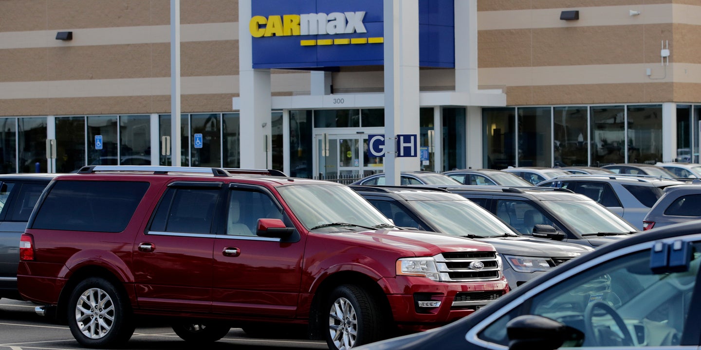 Car Dealership Chains Are Making a Killing This Summer