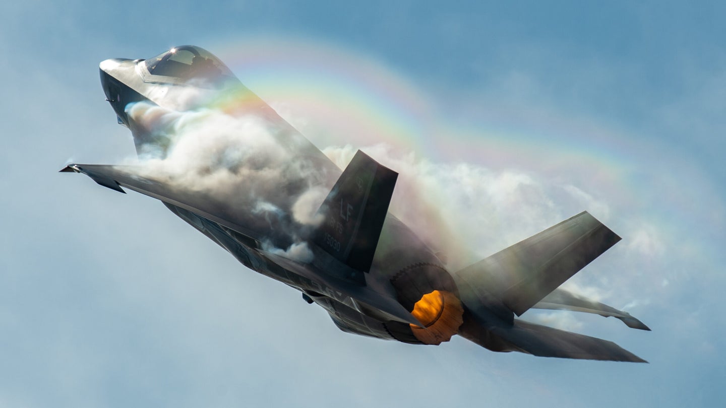 Fifteen Percent Of U.S. Air Force F-35s Don&#8217;t Have Working Engines