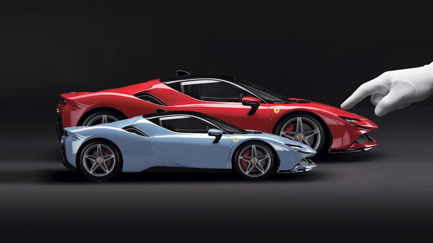 New Ferrari Buyers Can Opt For Scale Model of Their Build