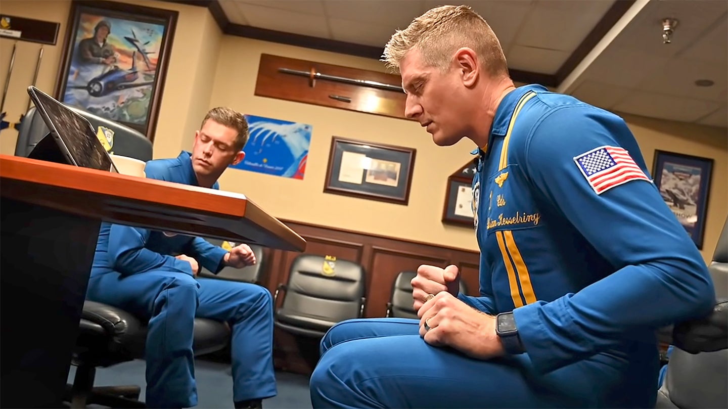 Watch The Meditative-Like Ritual The Blue Angels Go Through Before Every Flight Demo