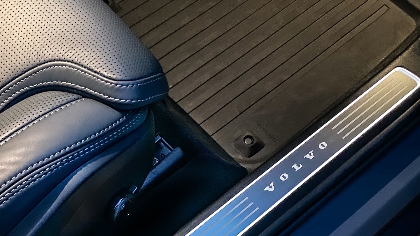OEM Accessories Review: 2021 Volvo V90 Cross Country Rubber Mats