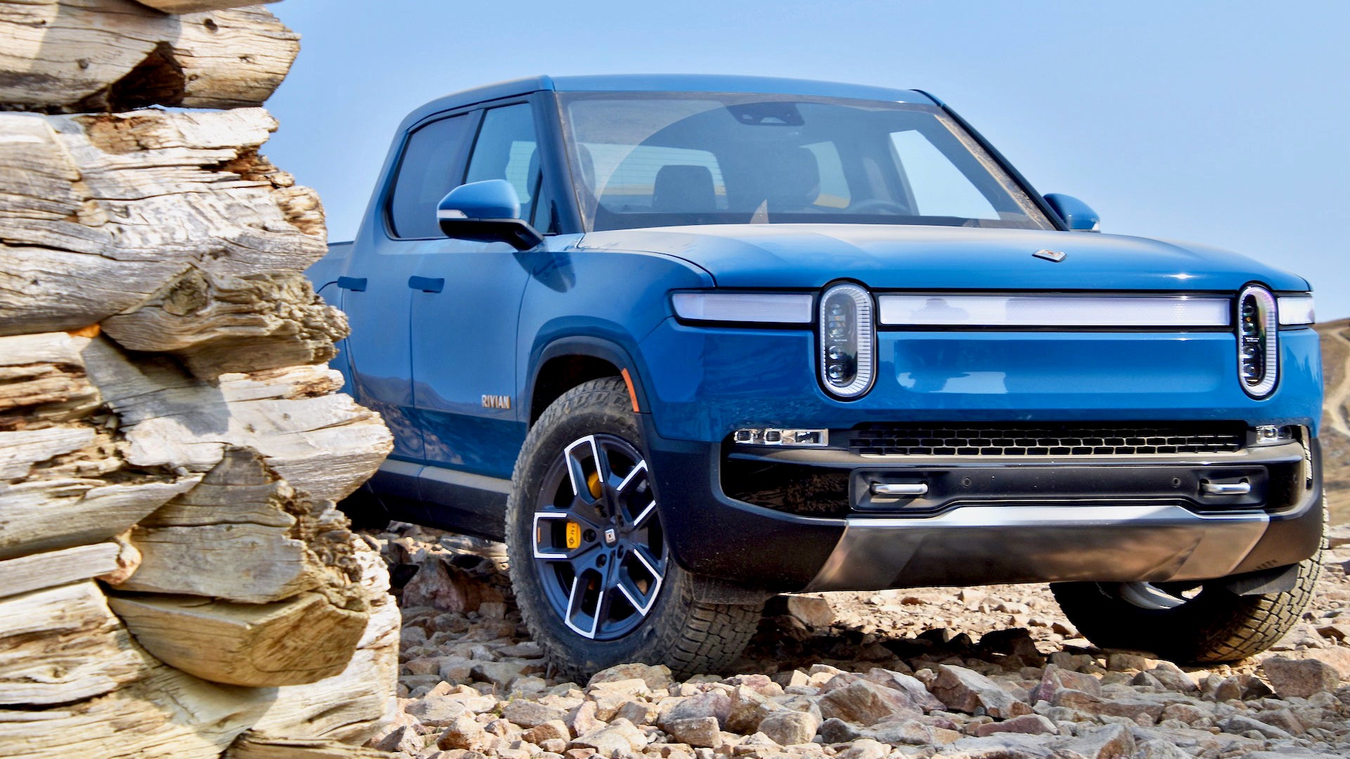 Try Out the Rivian R1T with a First Mile Test Drive - Experience Unmatched Acceleration & Comfort!