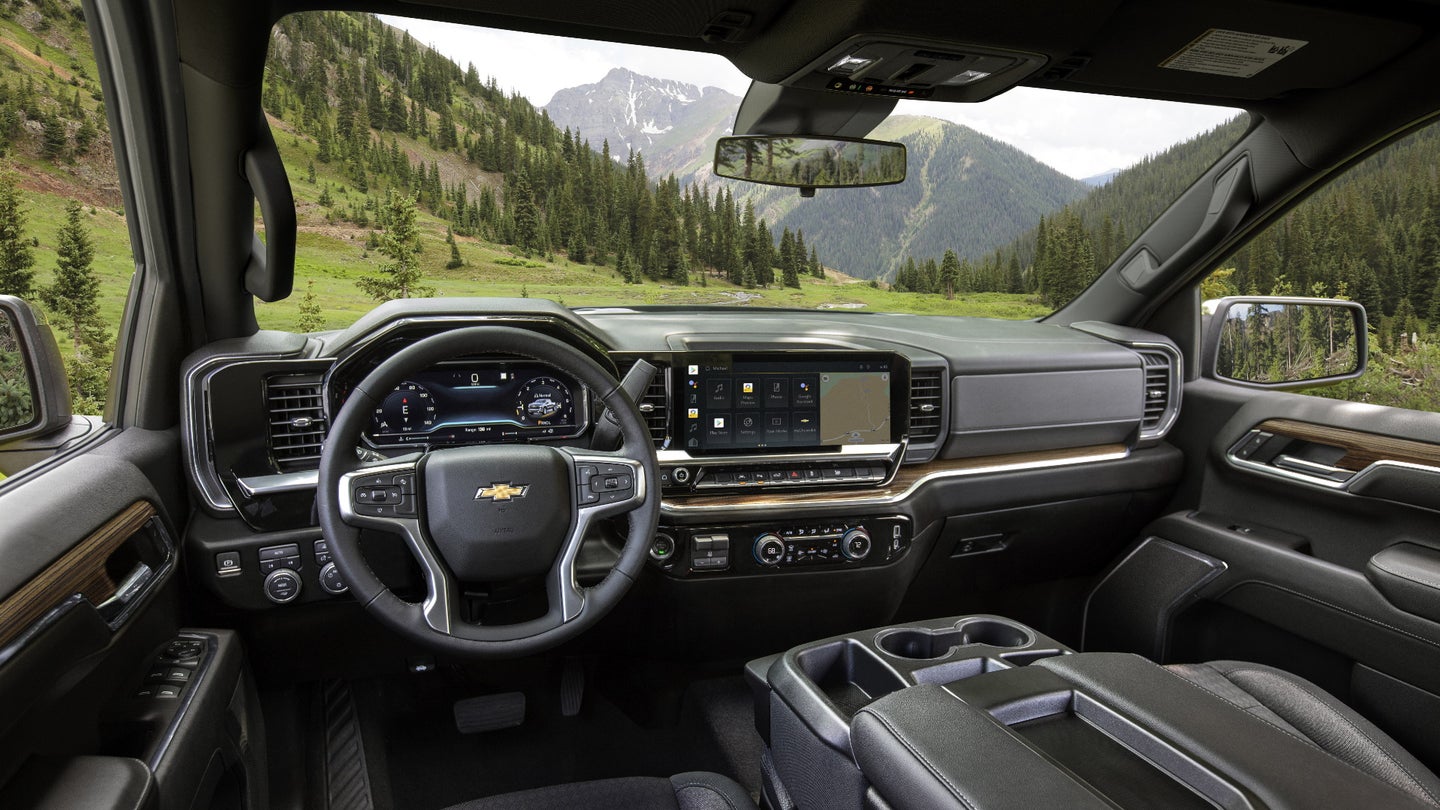 The 2022 Chevy Silverado’s New Interior Is a Massive Leap Over the Current Truck