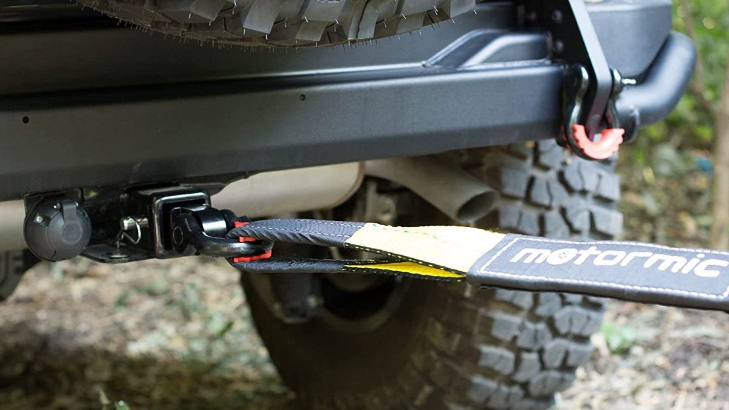 Best Recovery Straps: Options for Off-Roaders