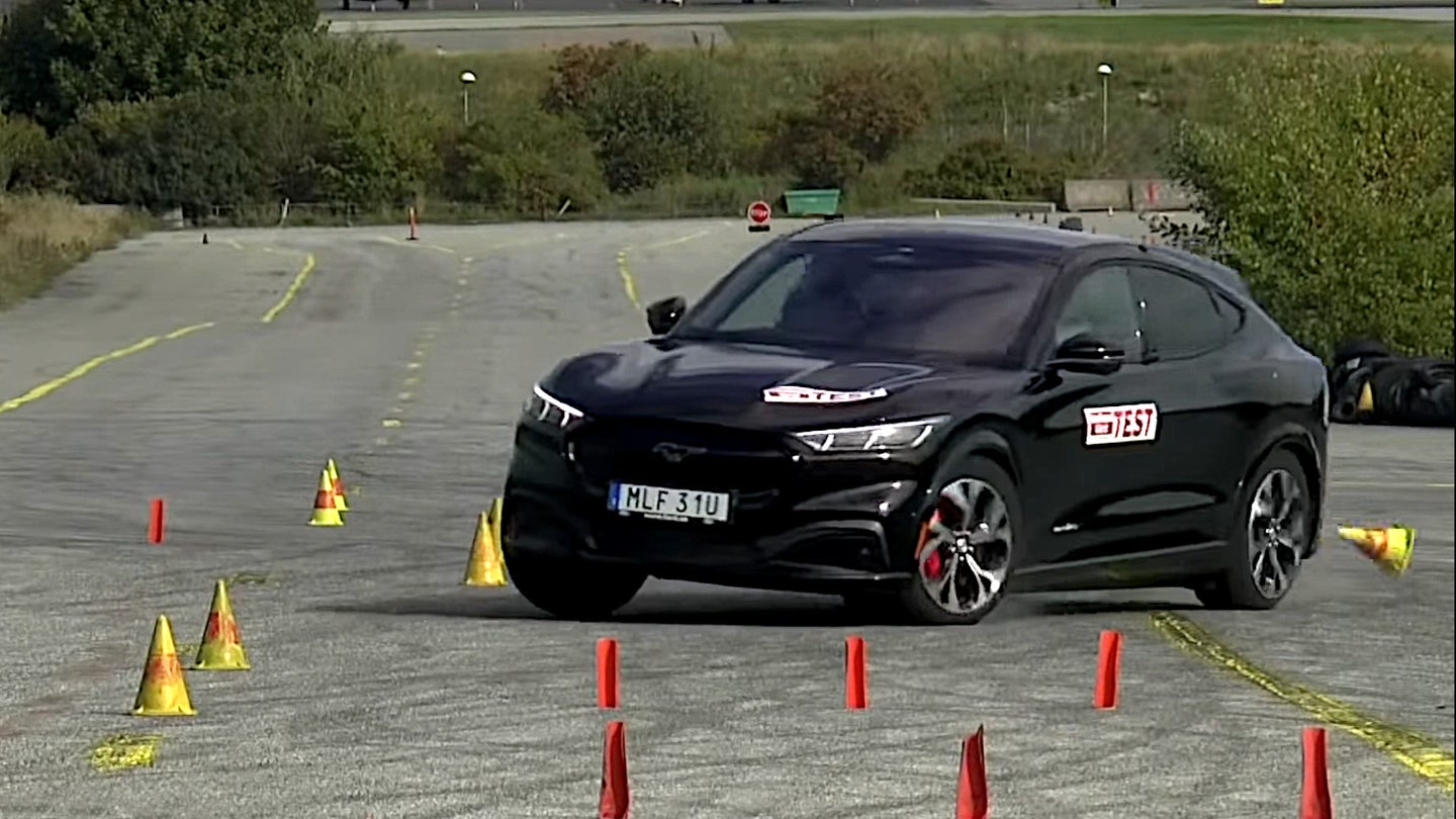 Watch the Ford Mustang Mach-E Flub the Moose Test