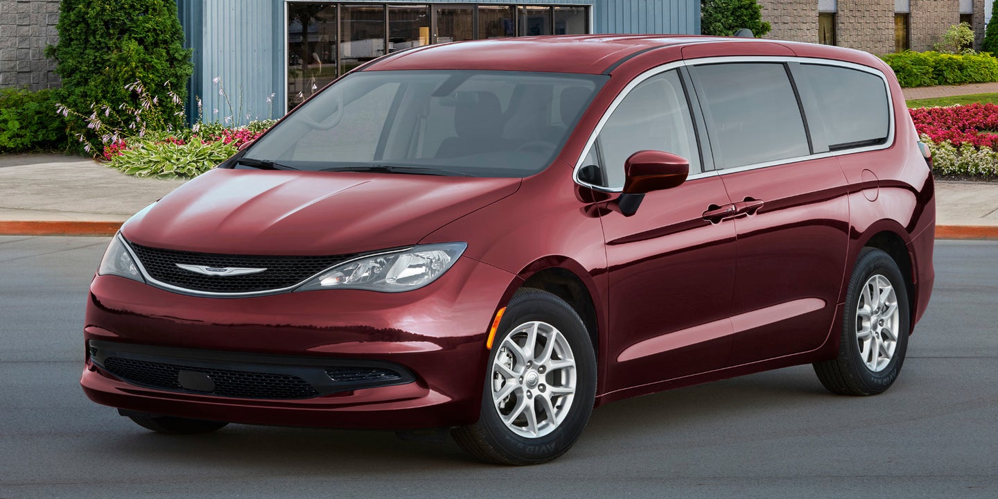 Chrysler’s Cheap Voyager Minivan Might Be Fleet-Only Next Year (Updated)